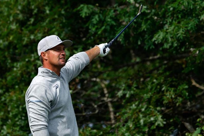 Image from: Bryson DeChambeau criticized after what he did on just the second hole of US Open day two