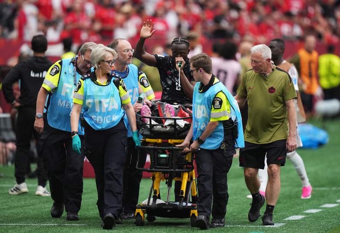 Image from: Canada vow to win group for Koné after suspected broken leg