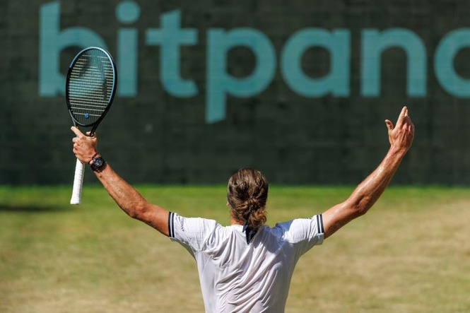 Image from: Zverev needs tie-breaks to make Halle semis as Fritz beats Shelton