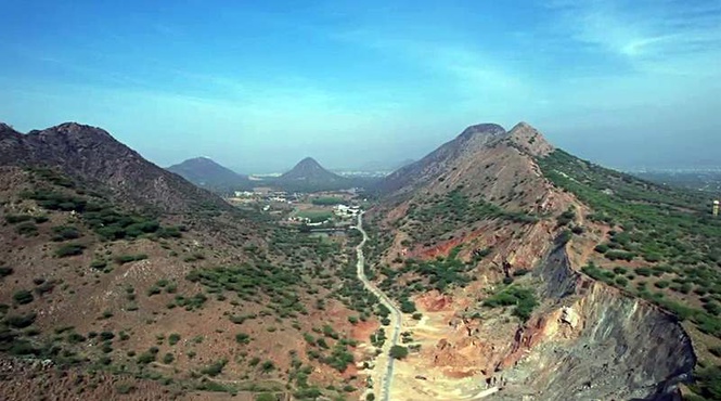 Image from: Save Aravallis: Environmentalists write to CJI, seek reconstitution of SC panel