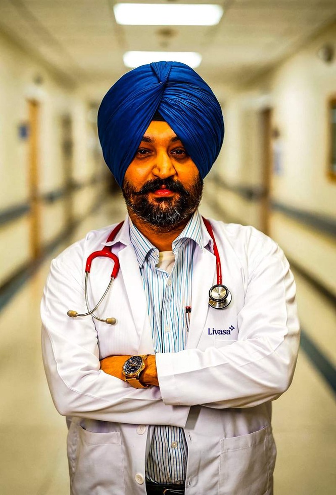 Image from: Patient with lung bleeding gets new lease of life after emergency procedure