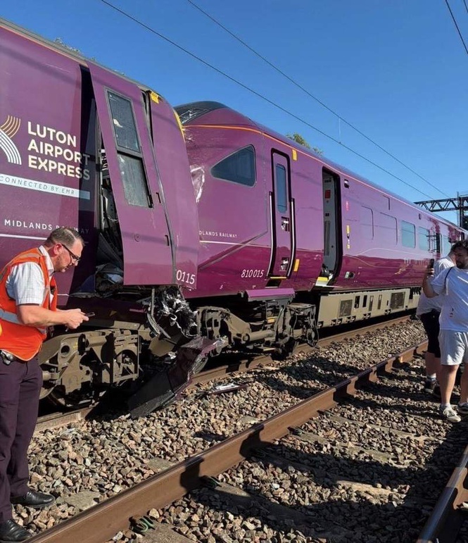 Image from: Two trains collide north of London, one dead