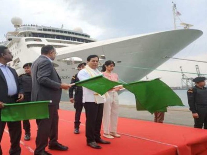 Image from: Chennai port launches 21-voyage cruise season as MV Empress arrives