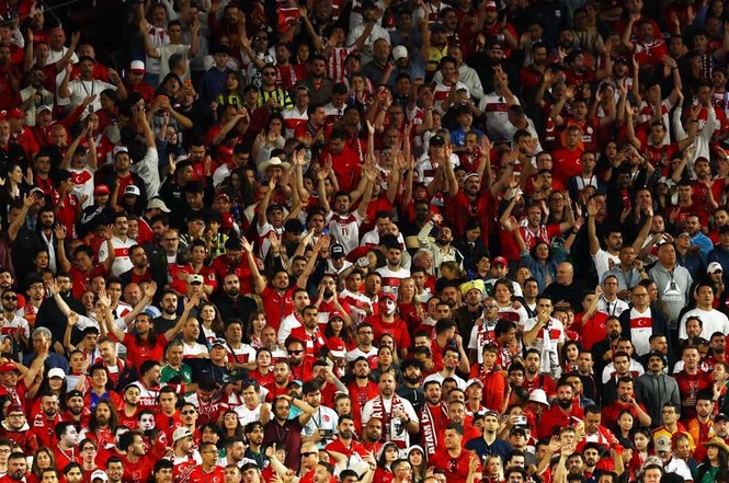 Image from: FIFA World Cup 2026: US hospitality win hearts of football fans