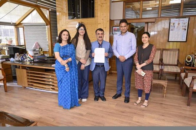 Image from: HPU’s research scholar receives Austria’s prestigious Ernst Mach Grant