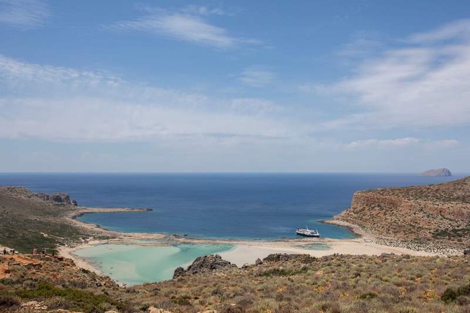 Image from: Two earthquakes shake the Greek holiday island Crete