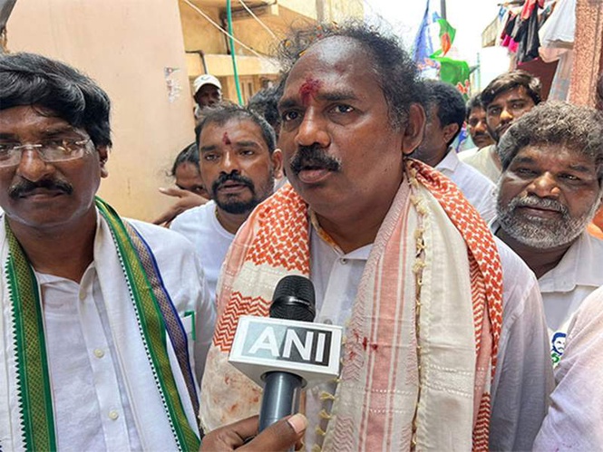 Image from: Andhra: YSRCP demands withdrawal of govt's decision to sell beer and wine on beaches