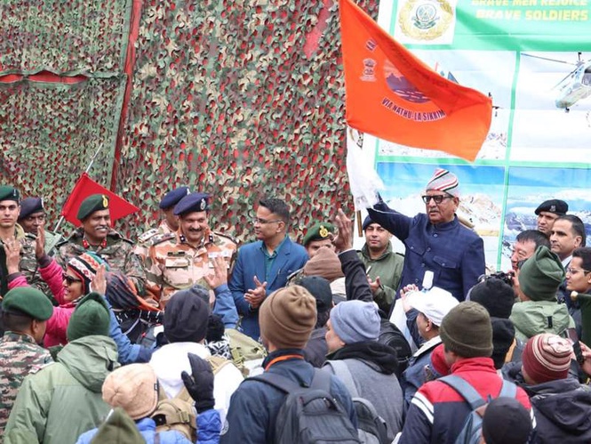 Image from: Excellent arrangements made for Kailash Mansarovar Yatra: Sikkim Governor