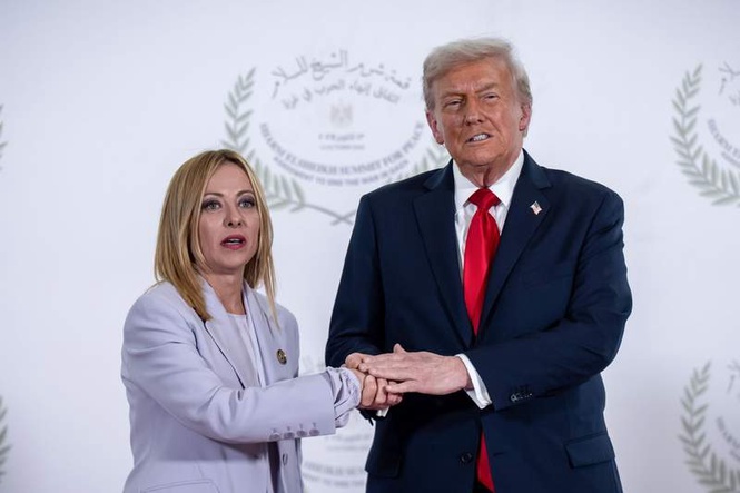 Image from: Trump renews attacks on Italy's Meloni as feud over G7 photo escalates