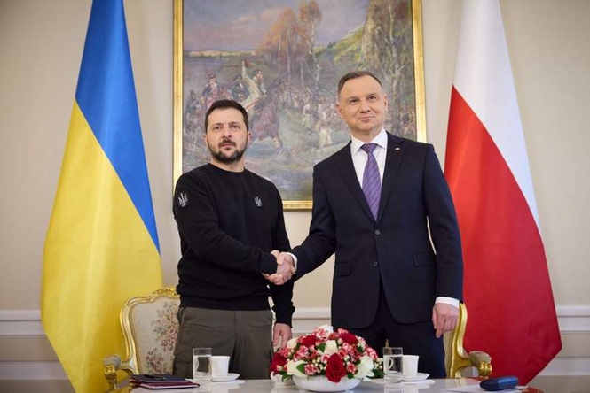 Image from: Zelensky returns highest Polish honour as historical row deepens