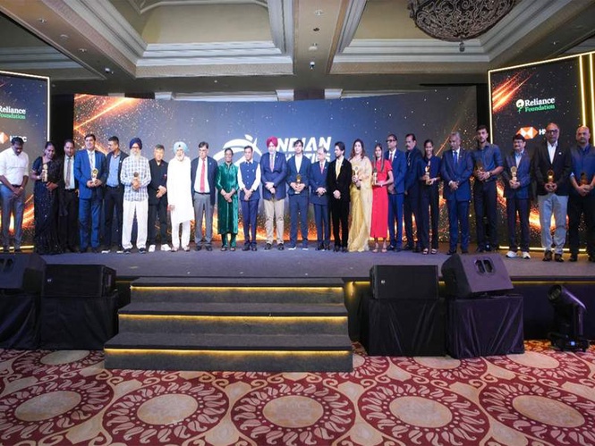Image from: Neeraj Chopra, Parul Chaudhary crowned Best Athletes at Indian Athletics Awards