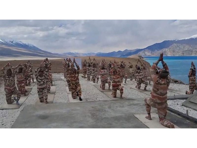 Image from: ITBP marks International Day of Yoga with session at Pangong Tso