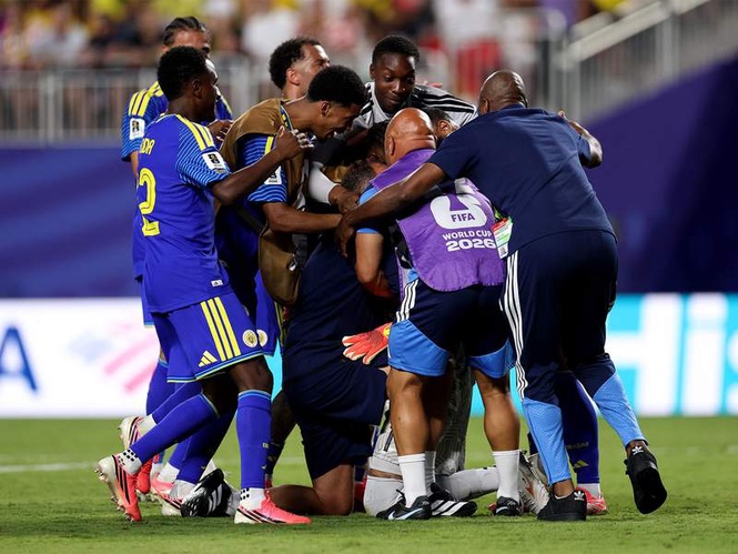 Image from: FIFA World Cup 2026: Eloy Room’s record 15-save masterclass earns Curacao historic point