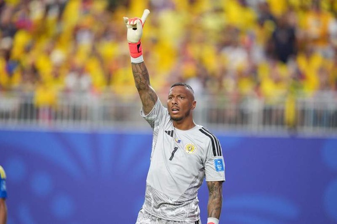 Image from: The 60-year-old World Cup record Curacao goalkeeper Eloy Room smashed in Ecuador draw