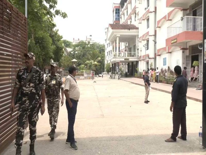 Image from: Karnataka: Tight security maintained across NEET-UG re-exam centres
