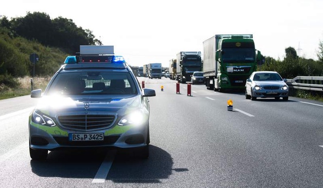 Image from: Eight children injured in German motorway accident involving minibus