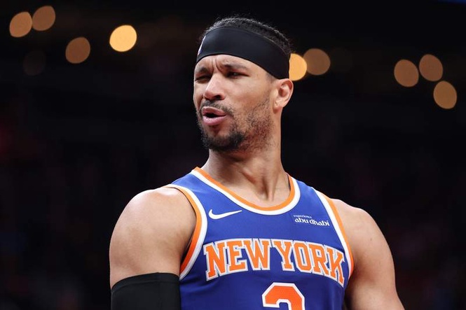 Image from: Knicks’ Josh Hart not allowed to take Game 4 ball after historic win by NBA because of auction plans