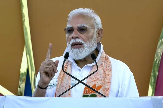 Image from: PM Modi waits at IGI airport for 45 minutes so NEET candidates don’t face inconvenience