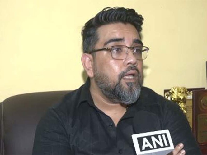 Image from: "There should be no link between yoga, politics": Suspended TMC leader Riju Dutta lauds PM Modi's Yoga Day participation in Kolkata