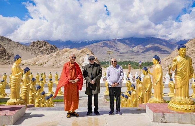 Image from: Yoga ancient gift from Bharat to humanity: Vice-Prez in Leh