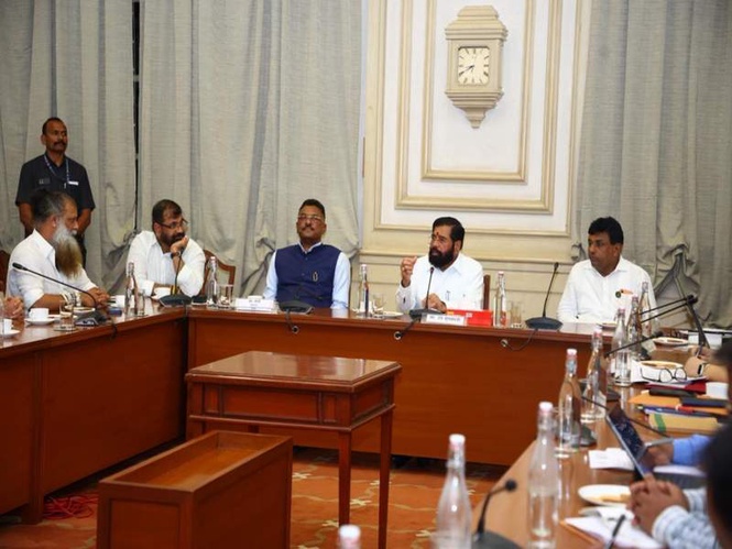 Image from: Rs 3,000 interim relief for BEST employees and Rs 2,000 monthly seasonal increase for wet leased workers