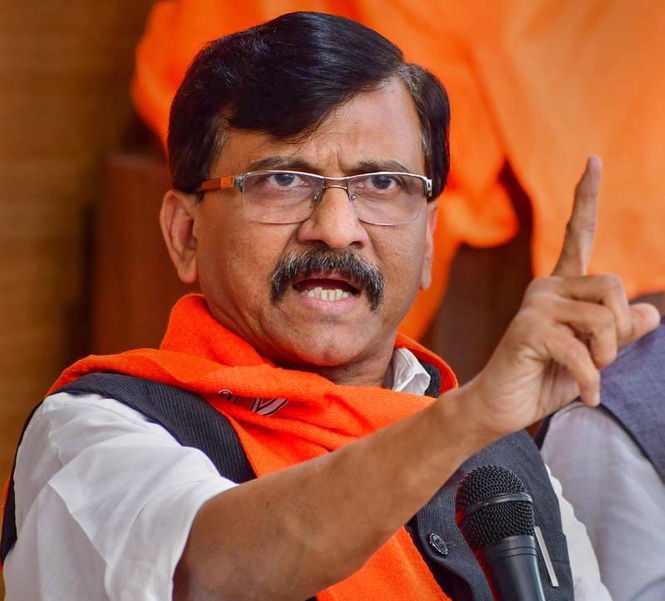 Image from: Rebel MP Ashtikar’s son removed from Shiv Sena (UBT) for ‘anti-party’ activities: Raut