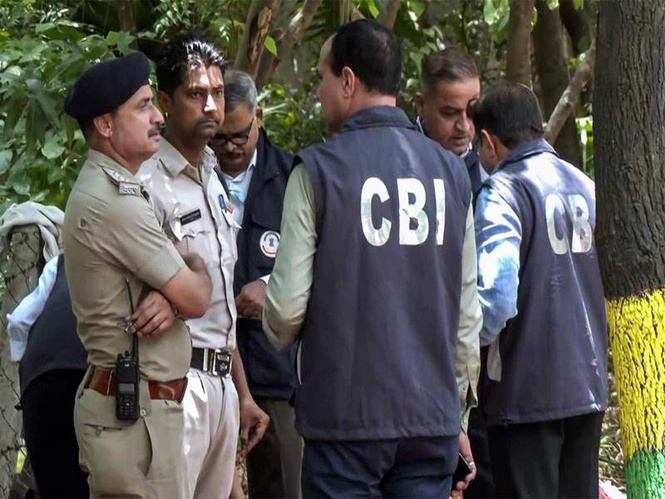 Image from: CBI apprehends two proclaimed offenders in Dhanbad bank fraud case