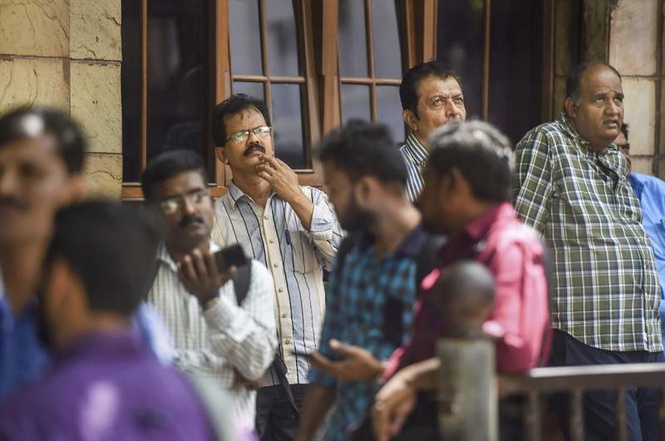 Image from: Stock markets end higher on softening oil prices, supportive global cues