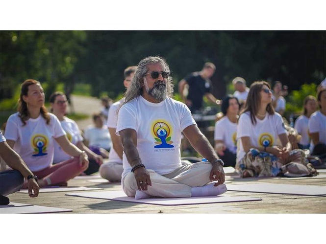 Image from: Mohanji Joins the International Day of Yoga Celebration in Belgrade, Serbia