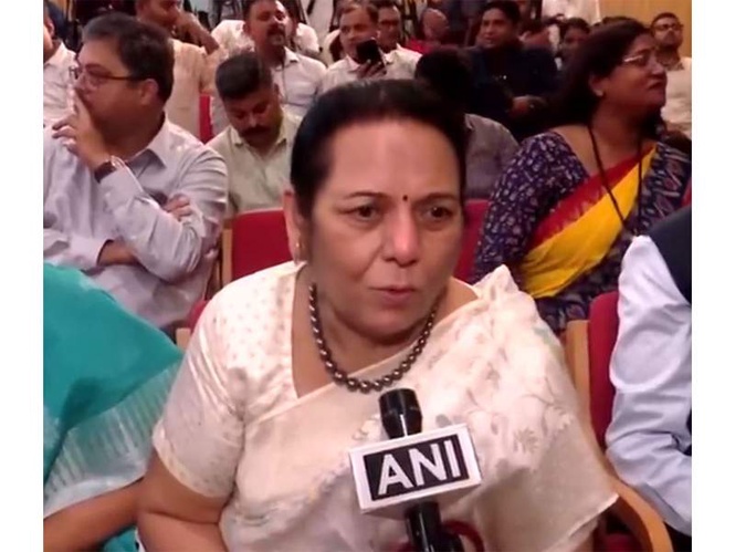 Image from: "Eknath Shinde carrying forward Balasaheb Thackeray's legacy": Shiv Sena's Neelam Gorhe hails joining of six Sena UBT MPs