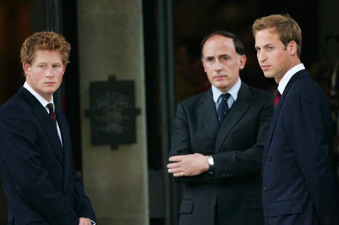 Image from: Former royal equerry 'optimistic' on Harry and William reconciliation as he hails 'brave' brothers