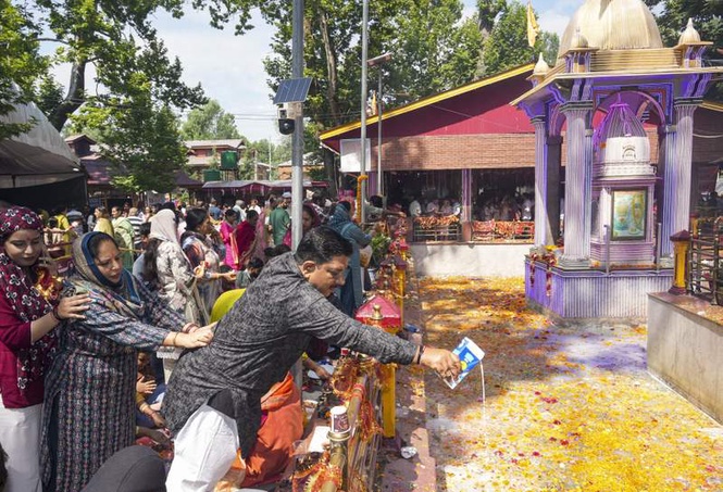 Image from: Faith, friendship and homeland aspirations converge on Tulmulla during Kheer Bhawani Mela