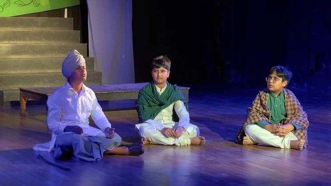 Image from: Children showcase theatre skills in summer workshop performances