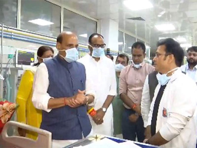 Image from: Lucknow fire tragedy: Defence Minister Rajnath Singh meets the injured, reviews treatment at KGMU