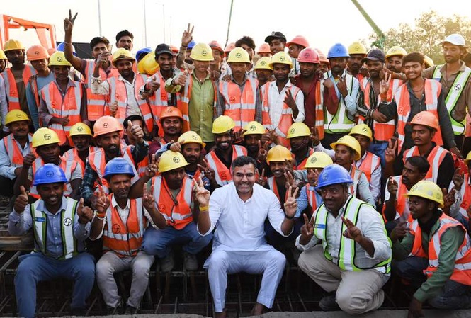 Image from: Barapullah Ph-III completes final Yamuna bridge link
