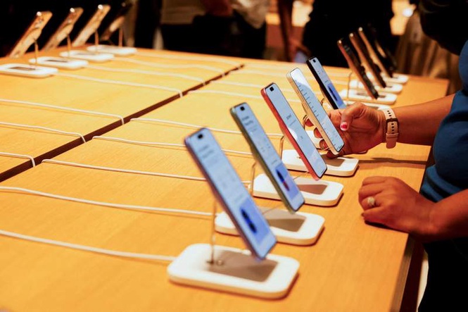 Image from: Chandigarh consumer panel directs Apple India to replace iPhone or refund cost
