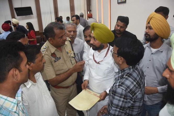Image from: National body reviews working conditions of Ludhiana MC sanitation staff