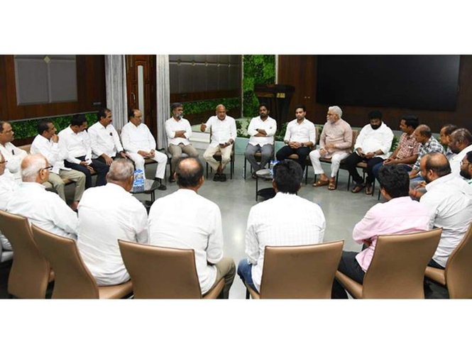 Image from: YSRCP vows to defend CRDA farmers' rights, opposes forced land pooling