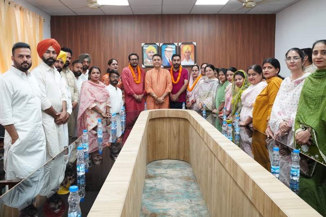 Image from: Sunam MC elects new office-bearers unanimously; Manpreet Bansal elected president