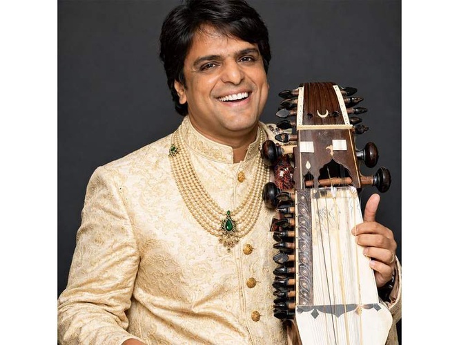 Image from: Ustad Kamal Sabri: The Global Ambassador of the Sarangi and Indian Classical Music