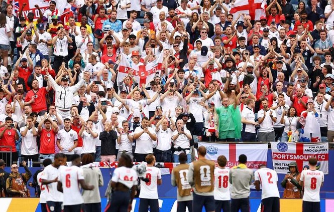 Image from: England fans praised for 'exemplary' behaviour in Boston for Three Lions match against Ghana