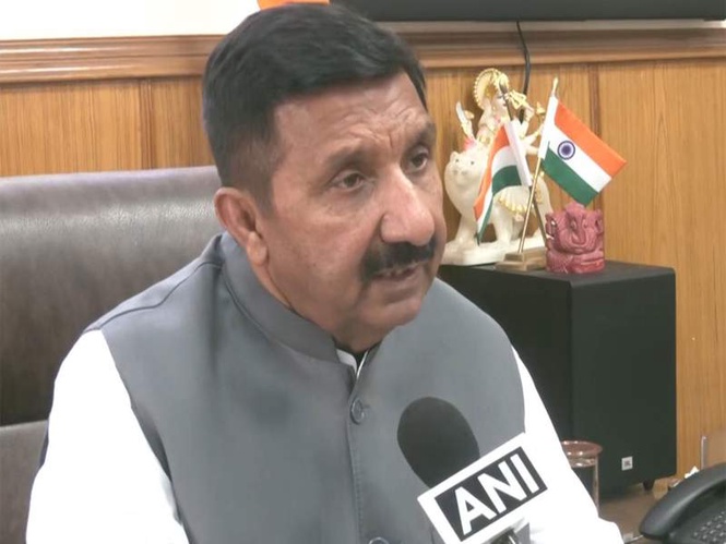 Image from: ESMA imposed as HRTC strike threatens to stop bus services: Govt open to talks, says Deputy CM Mukesh Agnihotri