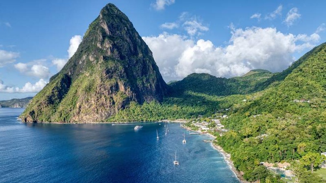Image from: In the Caribbean, this stunning island is known as the ‘Helen of the West Indies’ thanks to its beauty