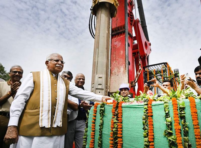 Image from: DMRC begins work at Central Secretariat for Metro corridor