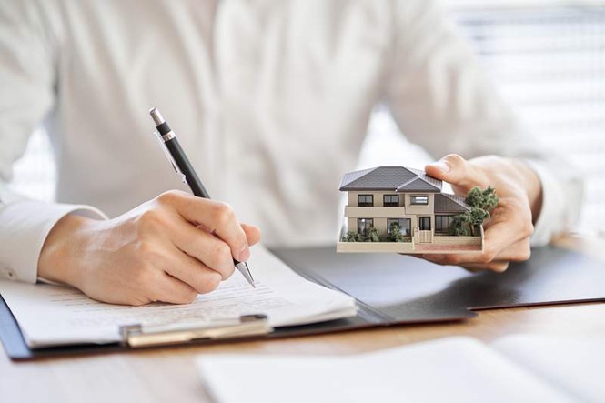 Image from: Housing sales rises 19 pc in Apr-Jun across 9 cities despite global uncertainties: PropEquity