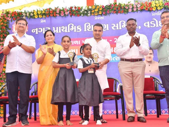 Image from: 1,354 students shifted to municipal primary schools from private schools: Gujarat Dy CM Harsh Sanghavi