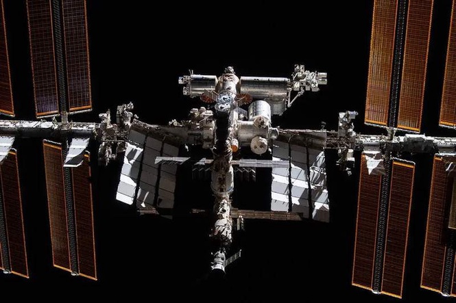 Image from: Cracks in the International Space Station are causing air leaks – how much longer can it remain habitable?
