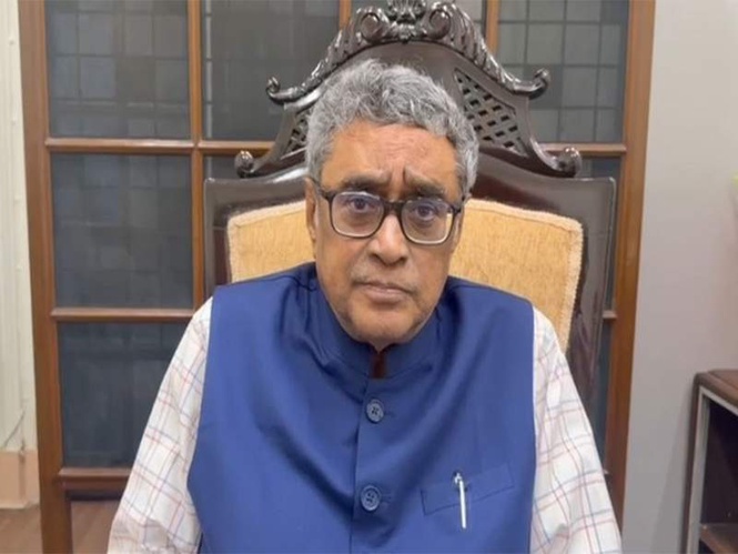 Image from: West Bengal govt to publish white paper on all ministries to expose irregularities: Bengal FM Swapan Dasgupta
