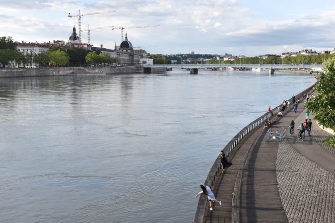 Image from: French footballer drowns in Rhône river
