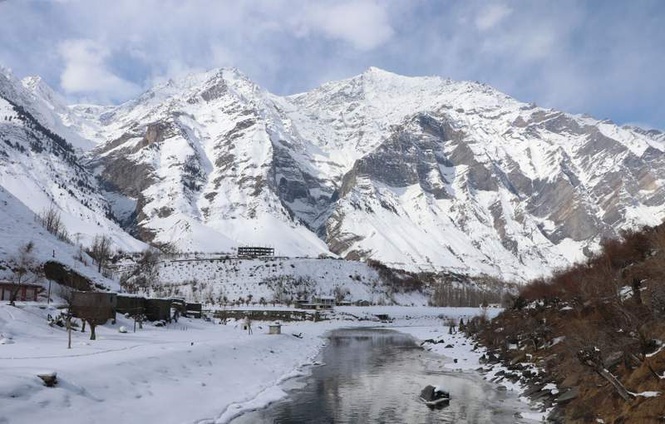 Image from: Trekkers must register before hitting Lahaul-Spiti trails now